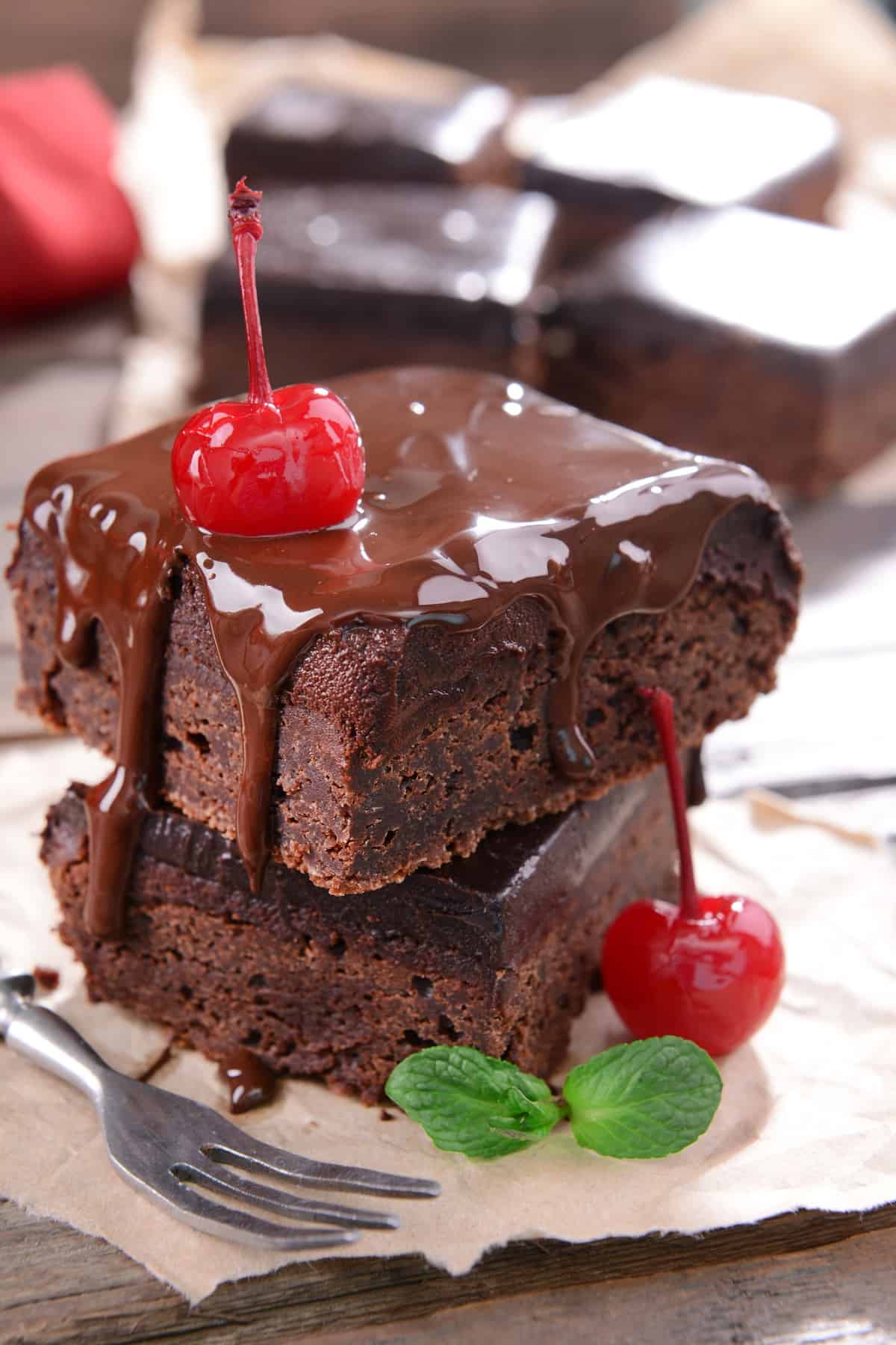 Chocolate brownies with chocolate glaze.